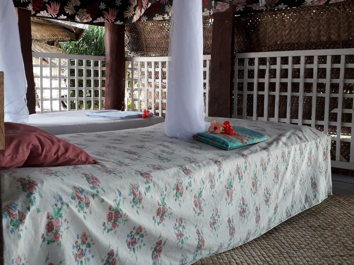 Hôtel Vacation Beach Fales à Manase Extérieur photo